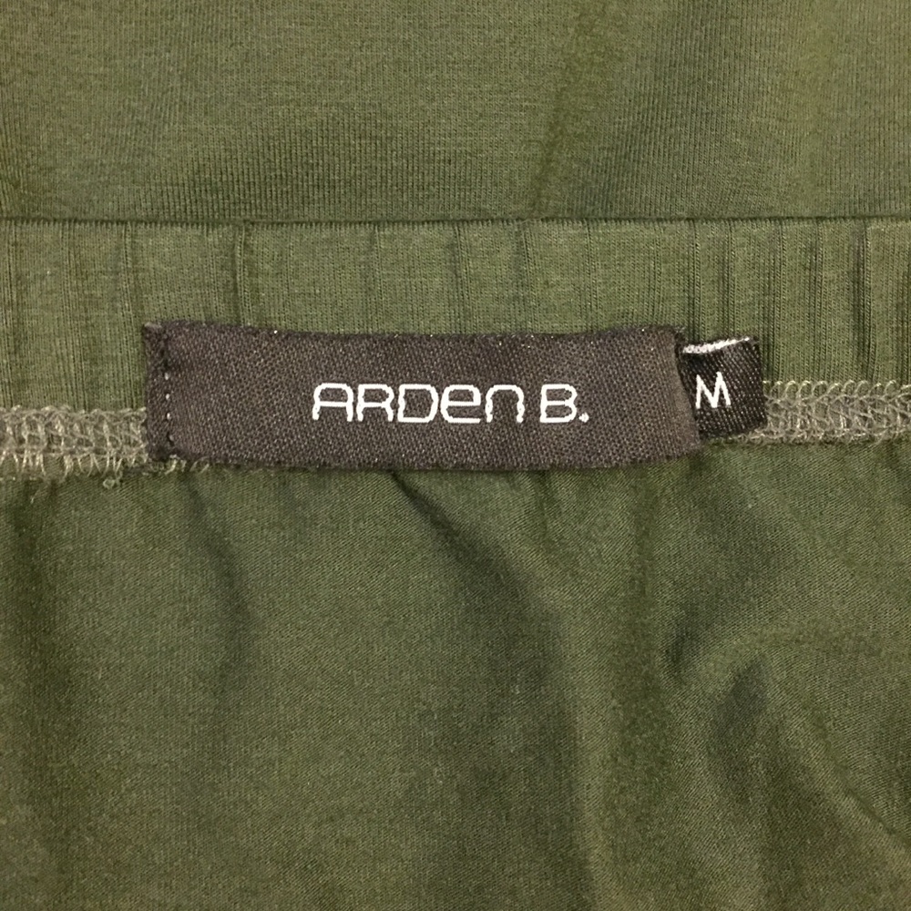 ARDEN B. Women’s Hunter Green Strapless Tube Top - Picture 5 of 5